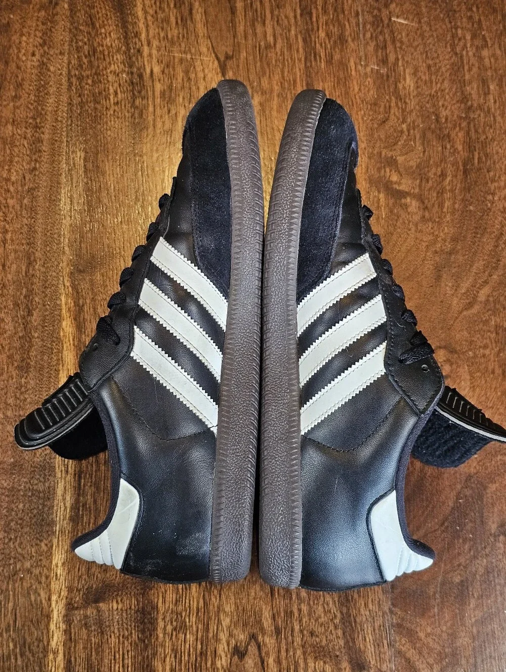 Adidas Mens Samba Classic Soccer Shoe Balck And White Size 10 1/2